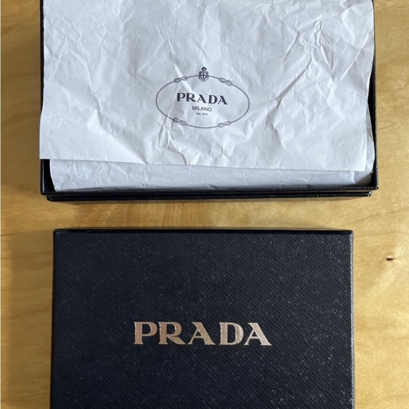 Red Prada Crossbody - Picture 6 of 7